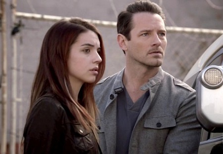 Adelaide Kane and Ian Bohen in an episode of 'Teen Wolf'.