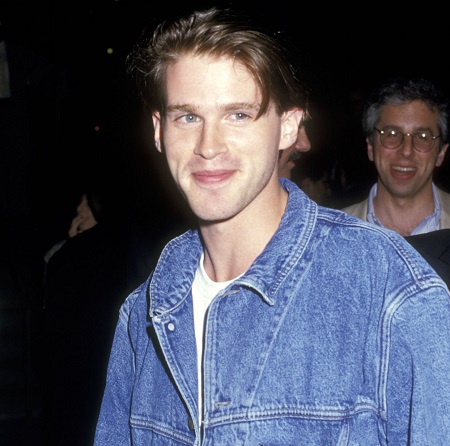 Actor Cary Elwes attends the 'Film Society of Lincoln Center's American Premiers of 'Jean de Florette' and 'Manon des sources'' on June 22, 1987, at Alice Tully Hall at Lincoln Center in New York City, New York.