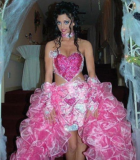 10 Most Shocking and Shameless Wedding Dresses; Scandalous Wedding