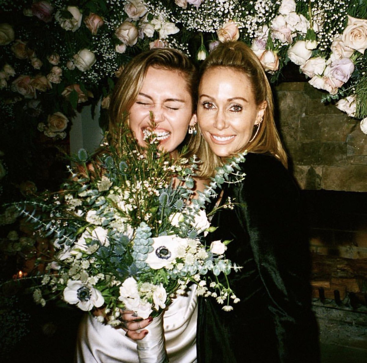 Miley Cyrus Shares More Inside Photos From Her LowKey Wedding; Unseen