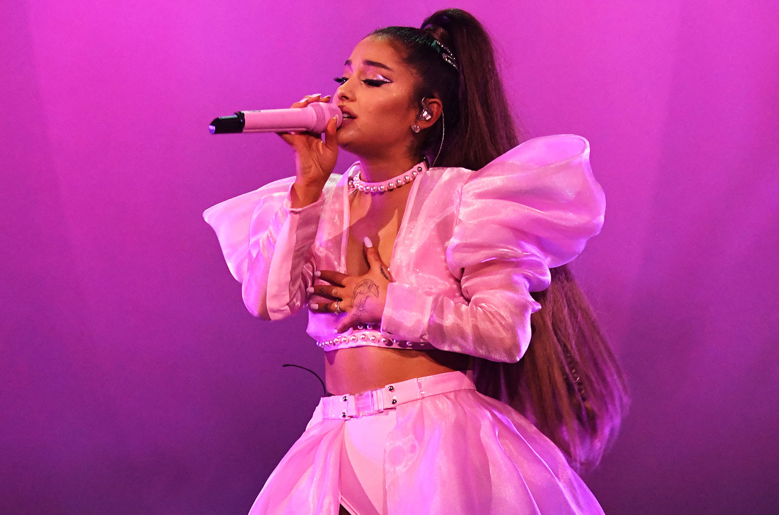 Pop Beauty Queen Ariana Grande Makes Her Keeping Up With The