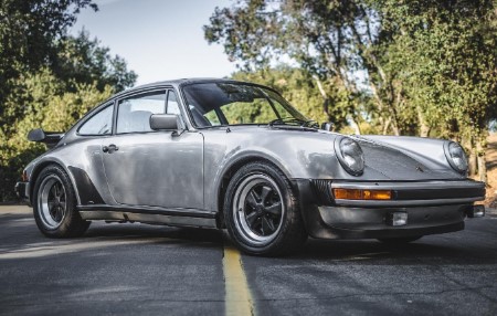 Smoke-grey Porsche 930.