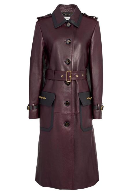 Western leather coat is perfect for those who prefer classy looks.