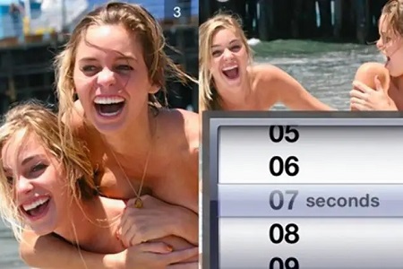 Sisters Elizabeth and Sarah Turner laughing out loud together in the pool as a promotion clip for Snapchat and a countdown reading 07 seconds at the lower right corner.