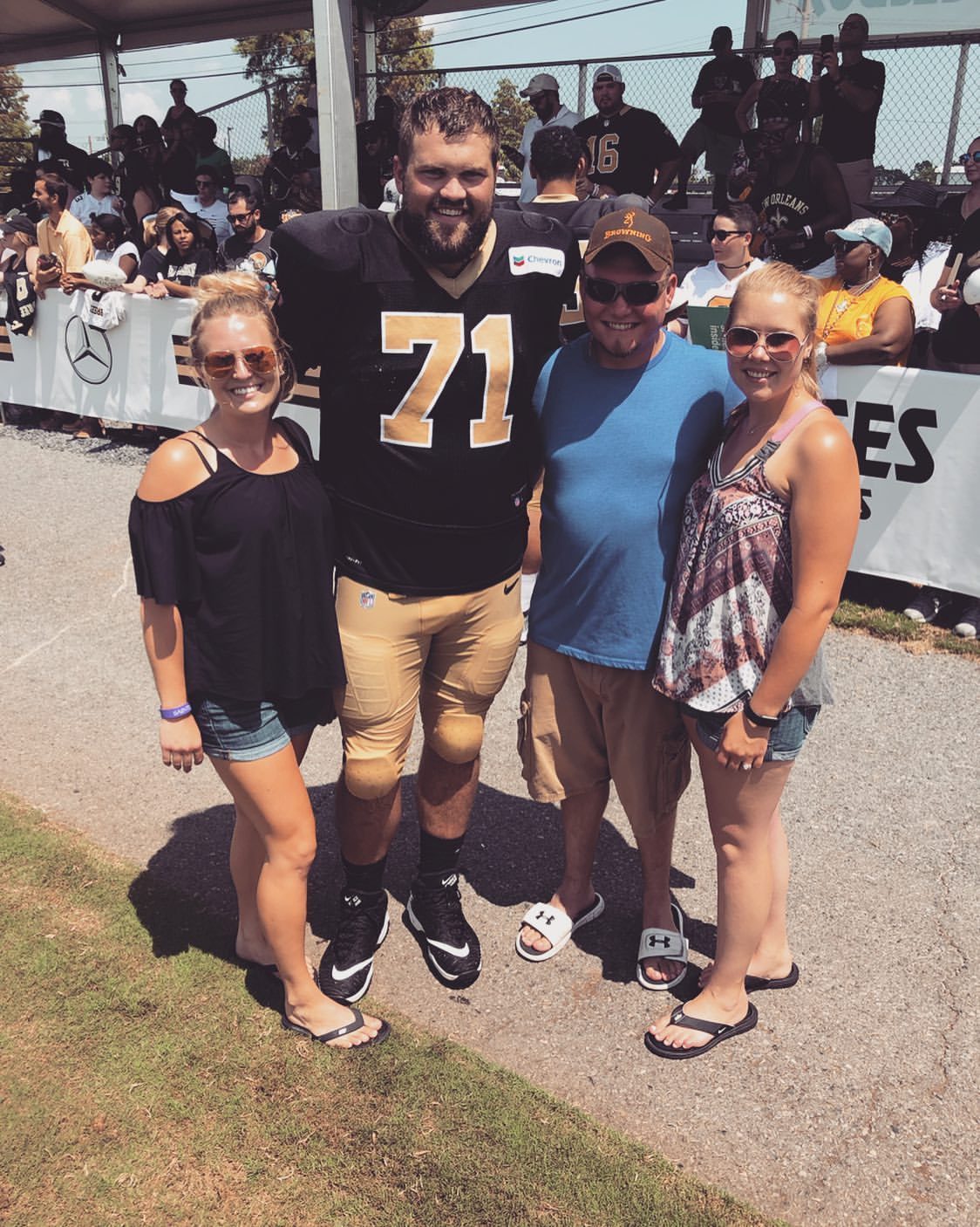 Always cheering this guy on 🤗🏈🖤⚜️ 