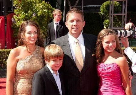 Sean Payton, Beth Suey e seus filhos.
