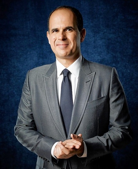 Marcus Lemonis portrait photo.