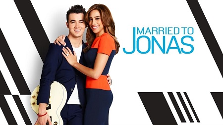 Kevin Jonas and his wife cover for Married to Jonas show.
