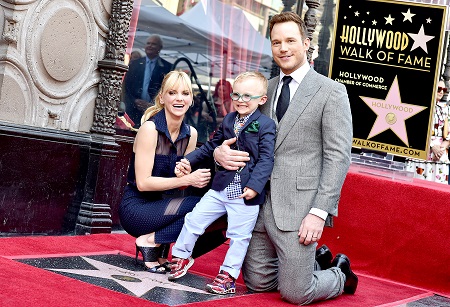 Anna Faris and her ex-husband Chris Pratt with their son at the Hollywood Walk of Fame for their star.