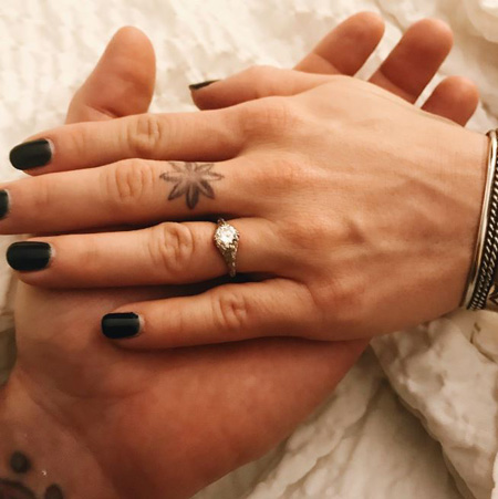 Steve O and Lux Wright got engaged on 21 January 2018.