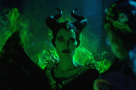 Maleficent talks to Aurora.