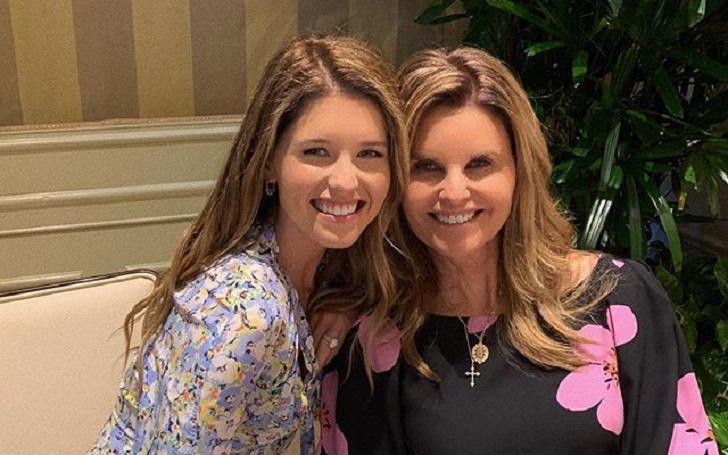 Newlywed Katherine Schwarzenegger Joined Her Journalist Mother Maria Shriver And Her Younger Brother Patrick For Lunch And Shopping In The Pacific Palisades
