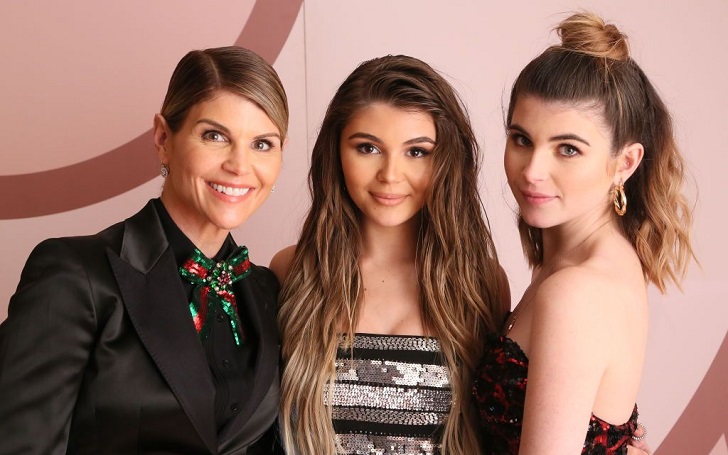 Lori Loughlin's Daughters Are In Complete Support Of Their Embattled Mother!