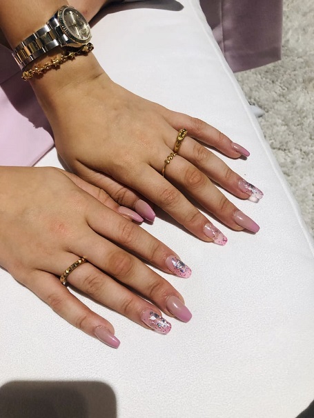 Millie Brown showed-off her exotic nails at the launch of 'Florence by Mills'.