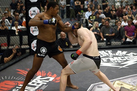 Dejon Daniels against Edmen Shahbazyan in the pentagon.