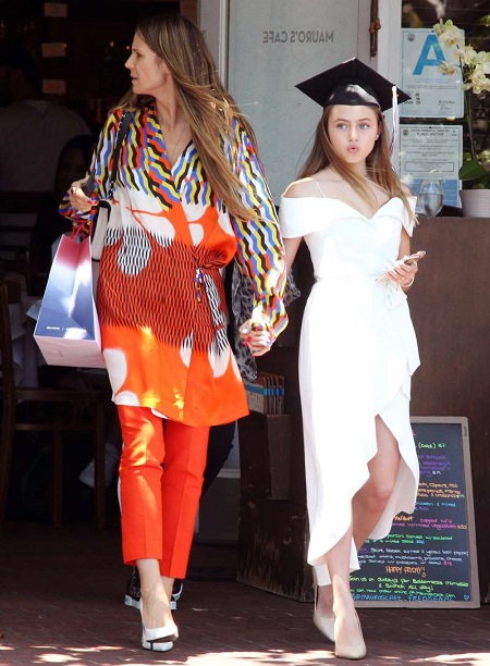 Heidi Klum takes daughter Leni to Mauro's Cafe in West Hollywood to celebrate her middle school graduation on June 8, 2018.