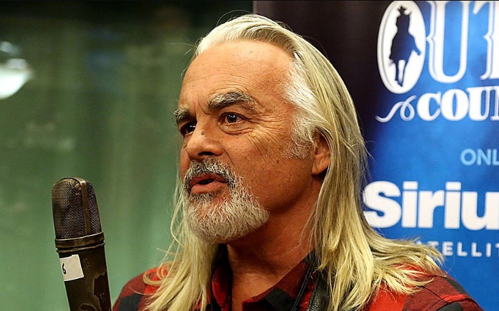 Country Singer Hal Ketchum Dies at 67