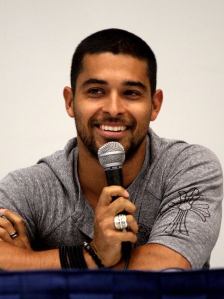 What is Wilmer Valderrama Net Worth in 2020? Here's the Complete ...