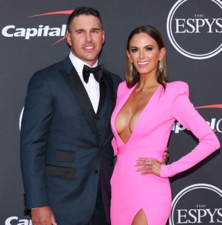 Brooks Koepka and Jena Sims are dating each other.