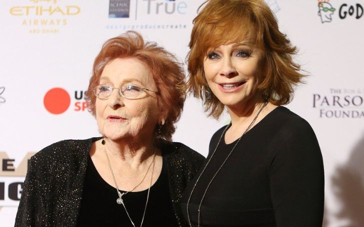 Reba McEntire is Mourning the Death of Her Mother Jacqueline Aged 94