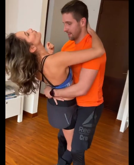 Former Miss Columbia, Daniella Alvarez, DANCES AFTER leg surgery.