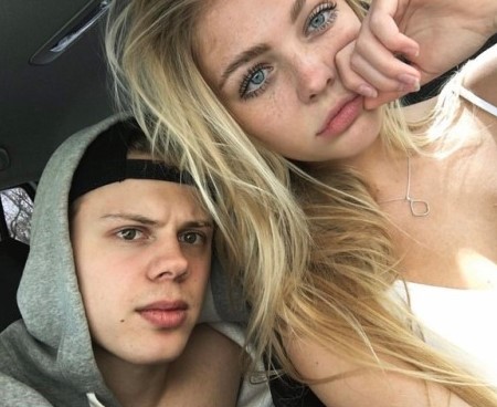 kasperi kapanen girlfriend 2020.