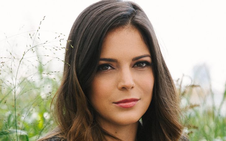 Know About Relationship Status of TV Star Katie Nolan and Her Past ...