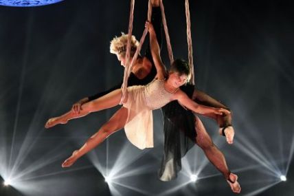 Willow Sage joins her mother Pink in the aerial performance at Billboard Awards.