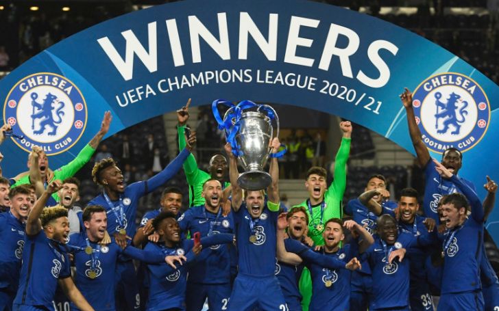 Chelsea Lift Champions League Trophy Defeating Manchester City in Final ...