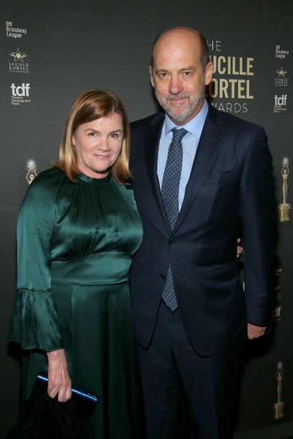 Anthony Edwards with his girlfriend Mary Winningham.