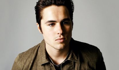 Ben Schnetzer is a New -York born actor.