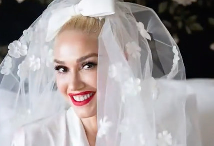 Gwen Stefani confirmed her wedding with Blake Shelton.