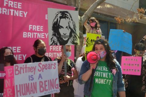 Supporters on #FreeBritney rally.