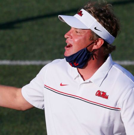 Lane Kiffin's networth is estimated around $10 million.