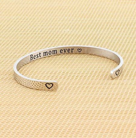 "Best Mom Ever" Bracelet