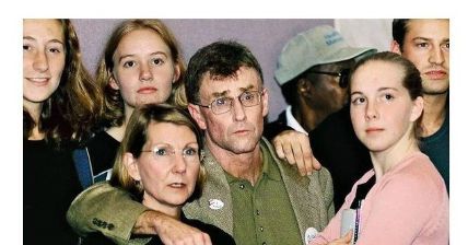 Michael Peterson was married to Patricia Sue before Kathleen.