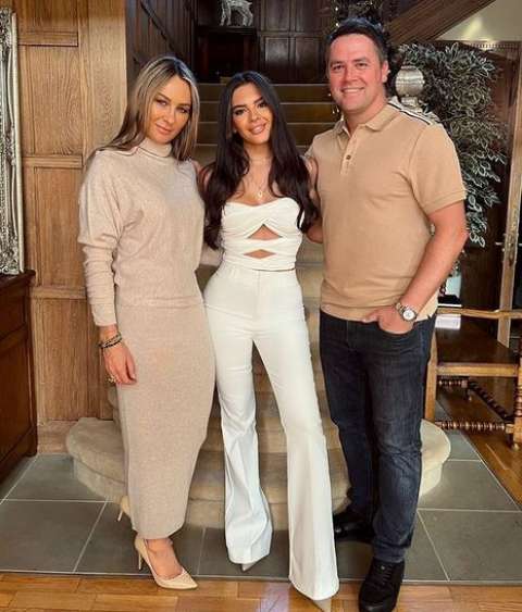 Gemma Owen took a picture with her father, Michael Owen and her mother, Louise Bonsall.