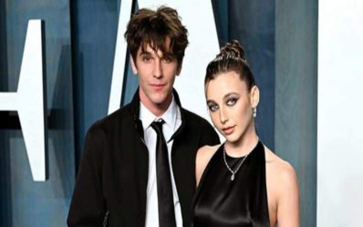 Emma Chamberlain Is Dating Musician Role Model Aka Tucker Pillsbury Glamour Fame