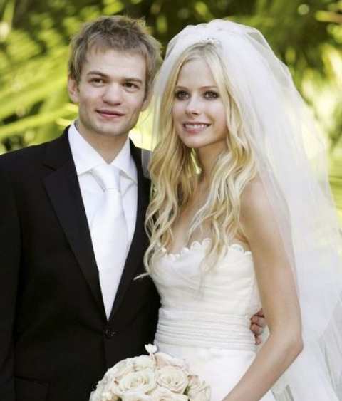 Avril Lavinge divorced with her ex-husband, Deryck Whibley