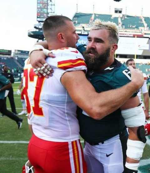 Jason Kelce and his brother Travis Kelce are both from NFL who is jointly running podcast