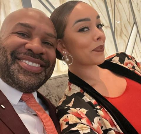 Derek Fisher is happily married to his wife, Gloria GOvan