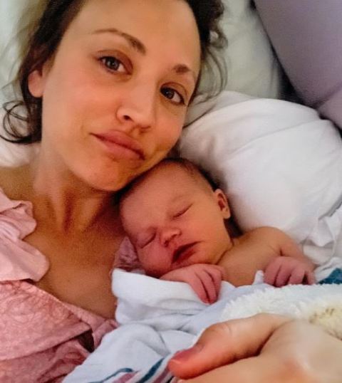 Kaley Cuoco becames new mom in the Hollywood
