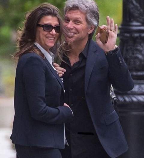 Jon Bon Jovi is happily married to Dorothea Hurley