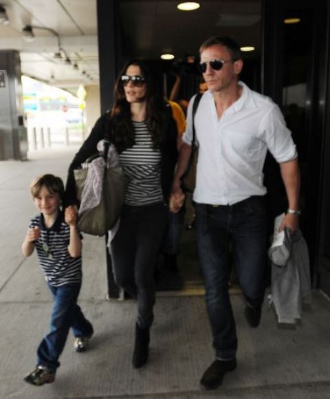 Daniel Craig and Rachel Weisz has two kids