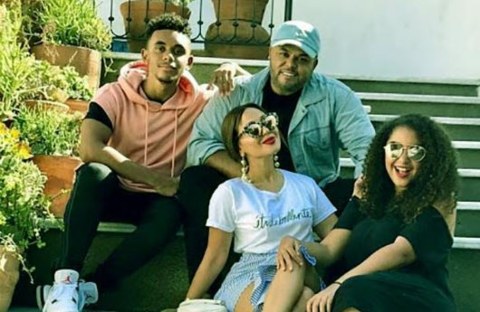 Israel Houghton have five kids