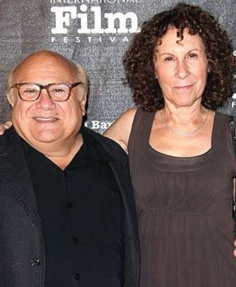 Danny DeVito divorced with Rhea Perlman