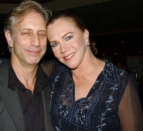 Jay Weiss and Kathleen Turner divorced