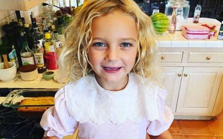 Fianna Francis : A Look into Danny Masterson's Daughter's Life