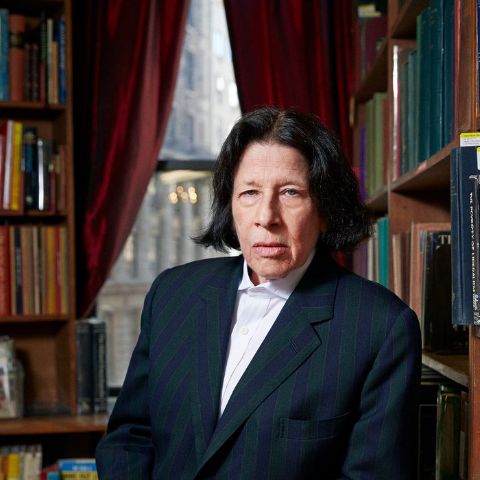 Fran Lebowitz is in the frame.