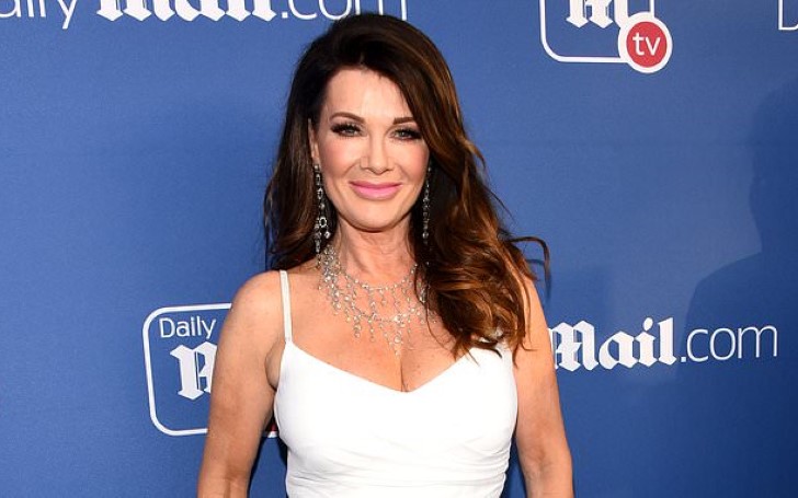 'Real Housewives of Beverly Hills' Star Lisa Vanderpump visits fans in Katy